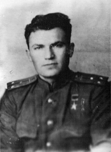 И один в поле воин: 12 танков и 10 орудий за полчаса! И один в поле воин: 12 танков и 10 орудий за полчаса!