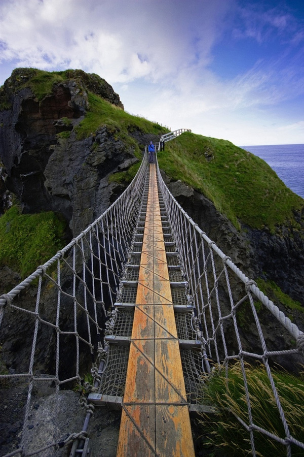 Insane Hanging Bridges 1     