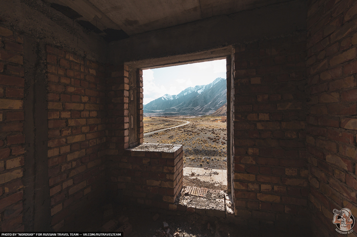 В сердце Тянь-Шаня. Заброшенные пятиэтажки города-призрака Urbex Kirghizstan, Иныльчек, Тянь-Шань, Длиннопост