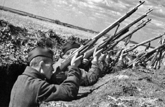 «Вражда родов войск»: за что пехотинцы не любили своих лётчиков