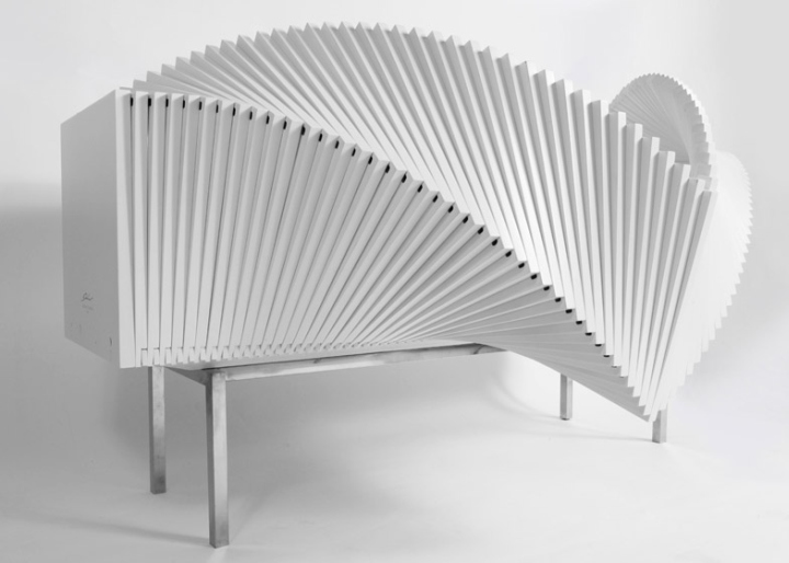 Извилистый шкаф Wave Cabinet от Sebastian Errazuriz