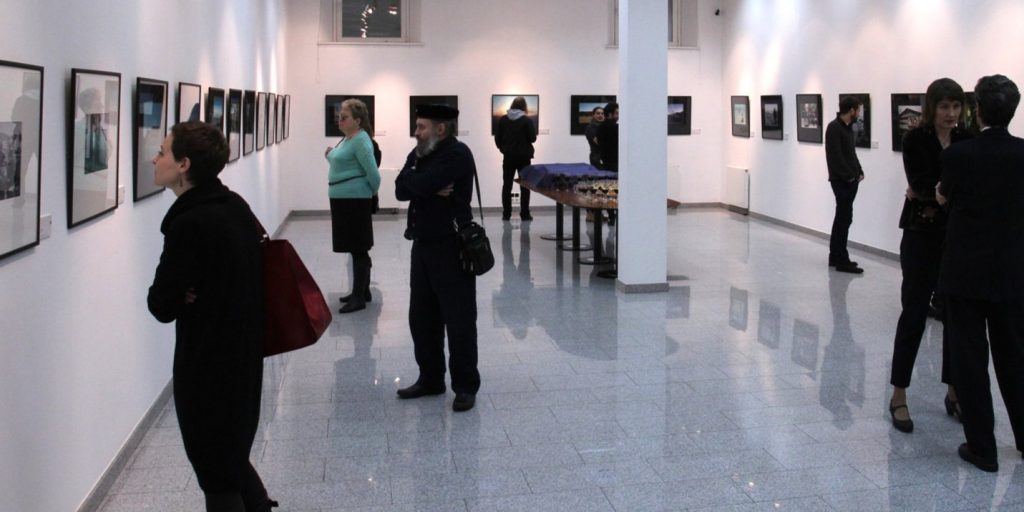В Южном Тушине художникам помогут с организацией персональных выставок