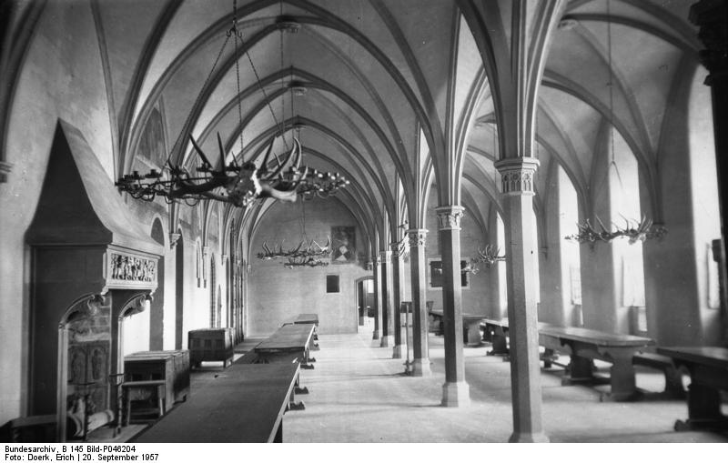 File:Bundesarchiv B 145 Bild-P046204, Marienburg, Remter.jpg