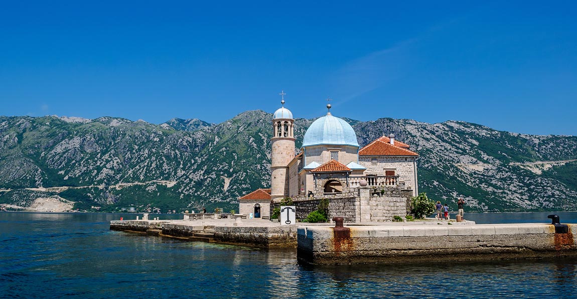 10 самых крошечных населённых островов мира