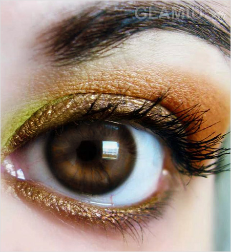 Золотисто-зеленый макияж карих глаз