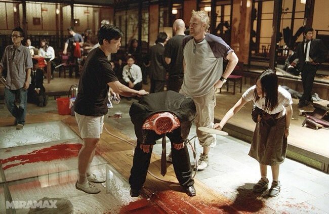 "Убить Билла" (2003) актер, за кадром, кино, площадка, съемка, фильм, фотография