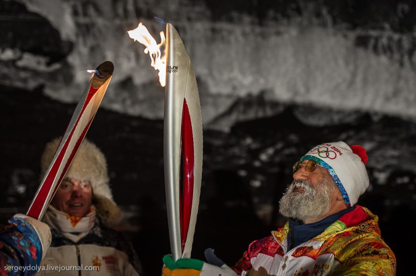 Олимпиада, огонь, факел, Северный Полюс