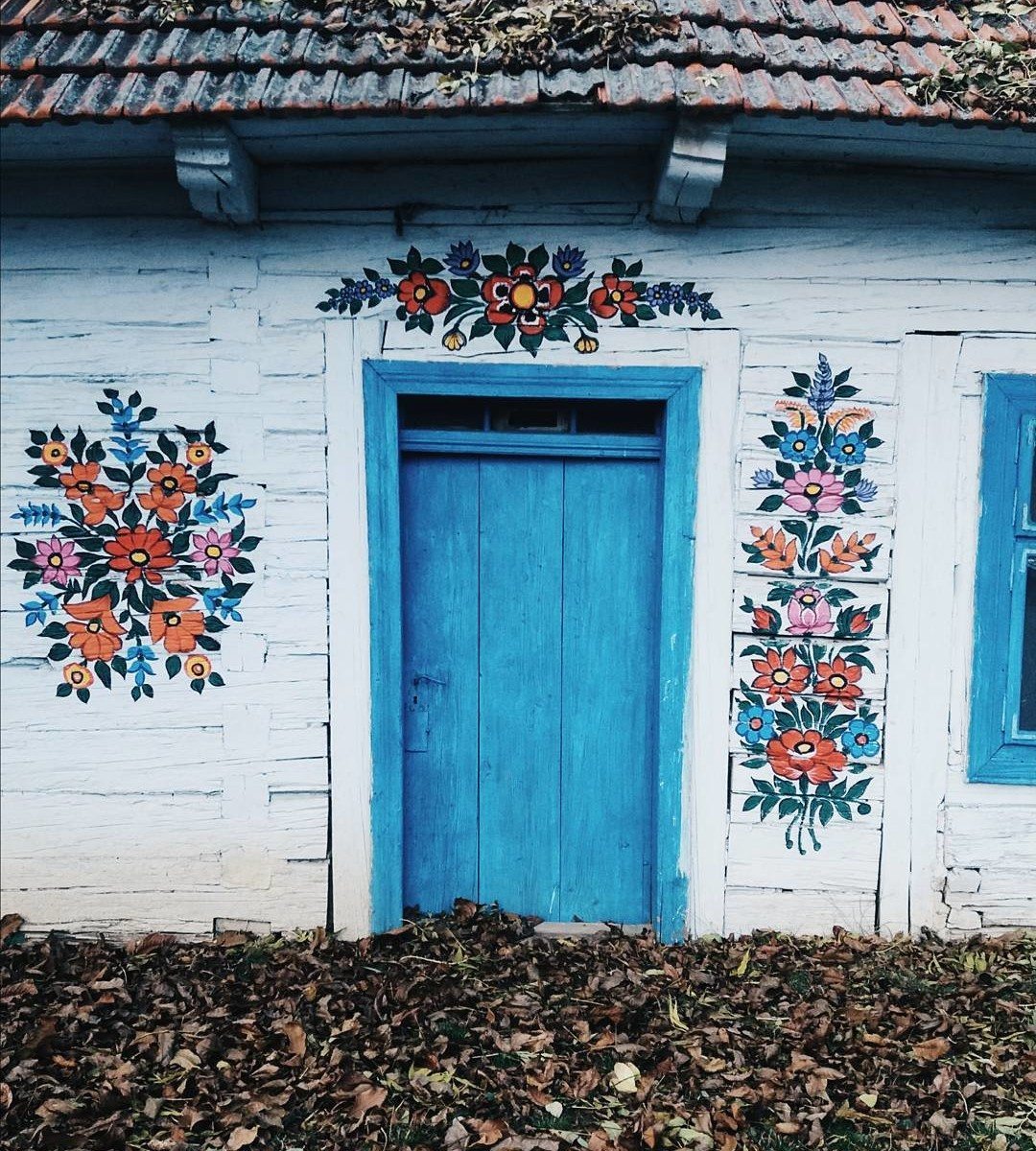 9 фоток из инстаграма расписной польской деревни Залипье