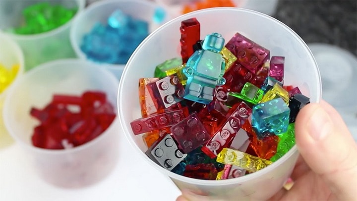 Супер десерт! Необычный способ сделать съедобный LEGO-конструктор