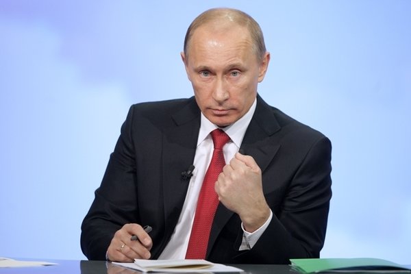 Две абсолютно разные версии событий в Сирии.
<div id=