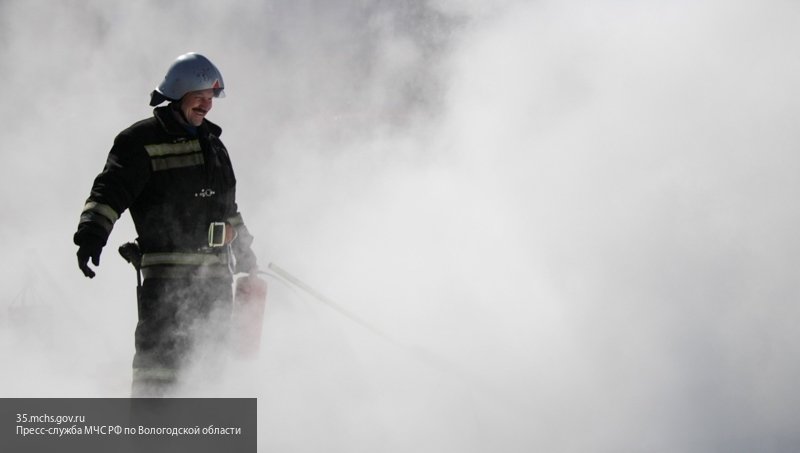 В Улан-Удэ сотрудники полиции оказали помощь в ликвидации пожара