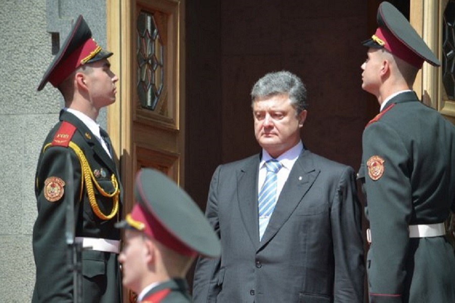 Украина, приняв себя в НАТО, переходит на штатовские звания Украина, приняв себя в НАТО, переходит на штатовские звания