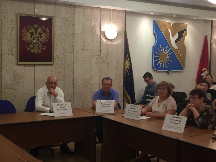 В домах района Коптево устанавливают энергосберегающие стеклопакеты