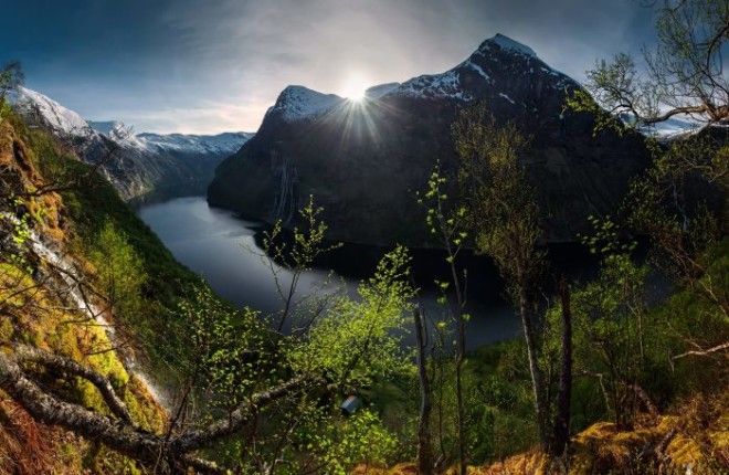 Солнечные лучи. Автор: Max Rive. Солнечные лучи. Автор: Max Rive.