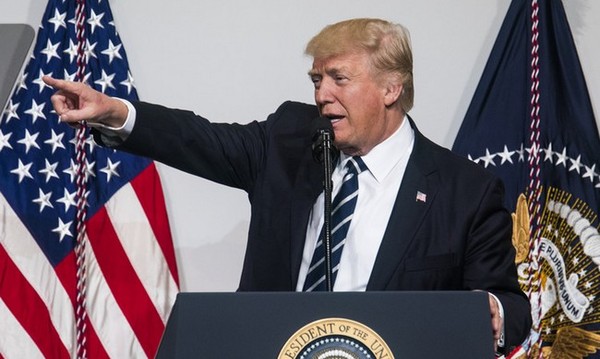На встречу с Путиным может прибыть двойник Трампа – бывший посол США На встречу с Путиным может прибыть двойник Трампа – бывший посол США