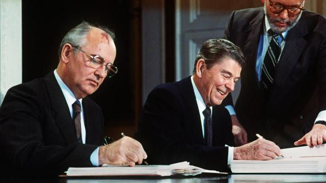 К началу диверсионной войны против (СССР) России: время чрезвычайных мер К началу диверсионной войны против (СССР) России: время чрезвычайных мер