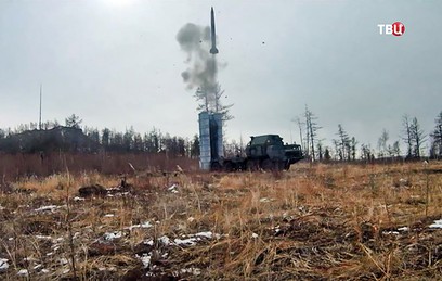 Израиль продолжит бомбить Сирию Израиль продолжит бомбить Сирию