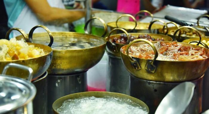6. Слишком разнообразная кухня 6. Слишком разнообразная кухня Их нравы, китай, семья, традиции, шокирующая азия, язык