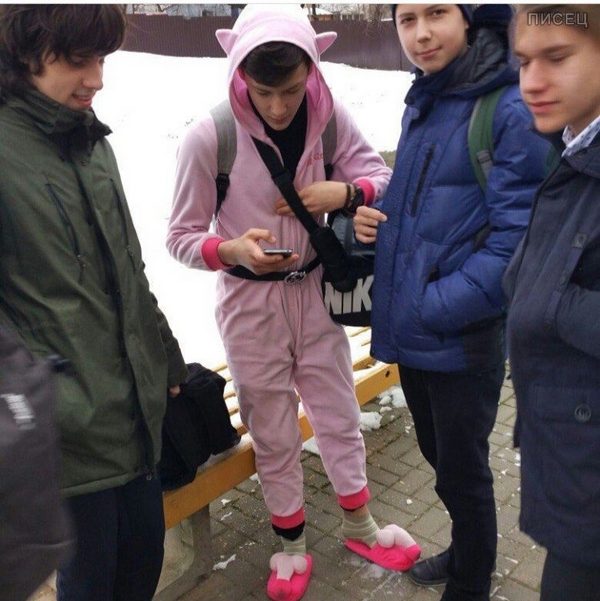 Жертвы гламура, чудовища стиля, монстры светской жизни! Вот это да! Жертвы гламура, чудовища стиля, монстры светской жизни! Вот это да!