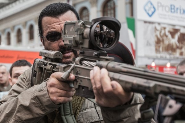 Киллер американского правительства. Звезда Голливуда Стивен Сигал - о том, кто стоит за событиями на Украине