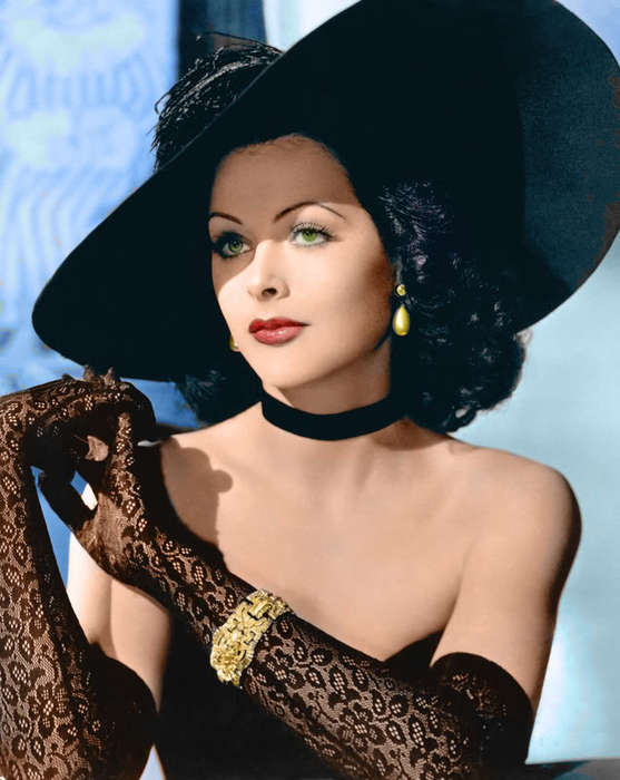 1323463948_Annex2020Lamarr20Hedy_06C (557x700, 46Kb)