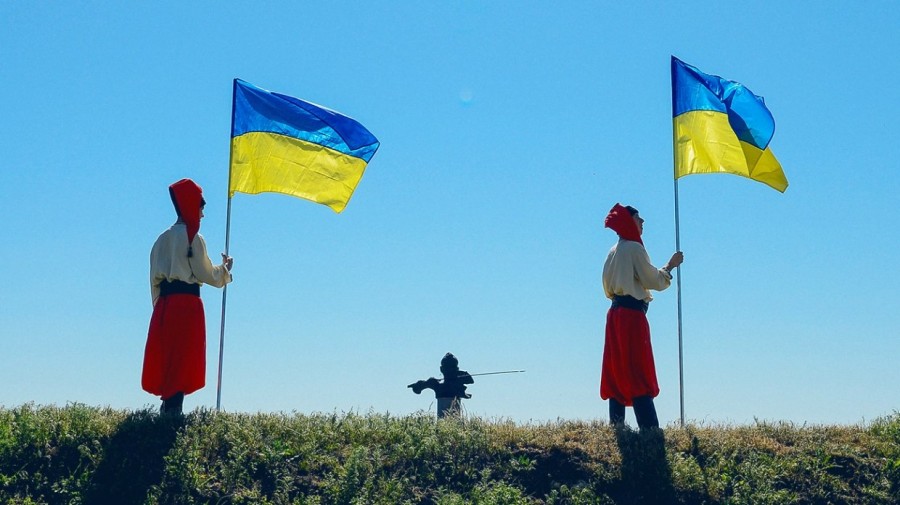 «Украинська мова» против человеческого языка — как языковая политика уничтожает современную Украину «Украинська мова» против человеческого языка — как языковая политика уничтожает современную Украину