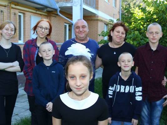 Шокирующее решение суда: семью с шестью детьми выбросили на улицу