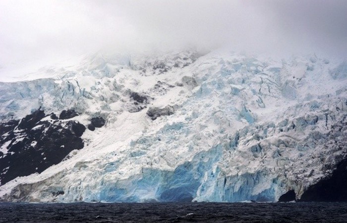93 процента территории острова покрыто ледником.