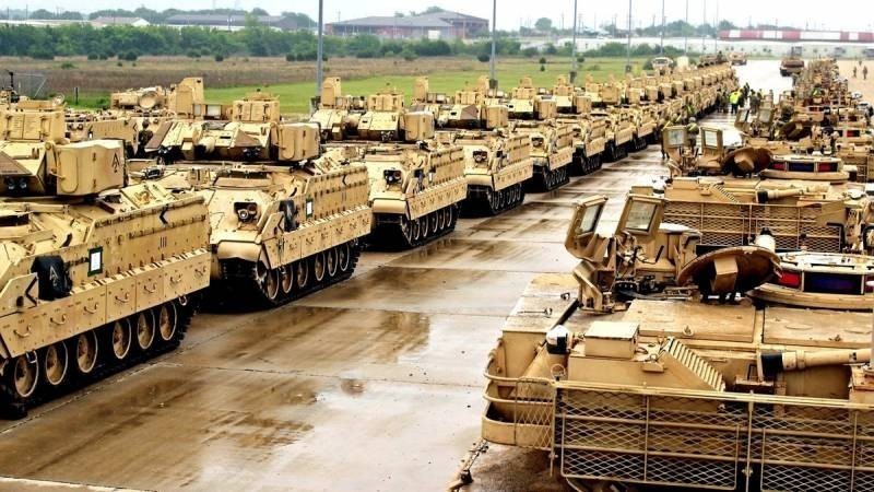 США открыто готовятся к большой войне с Россией