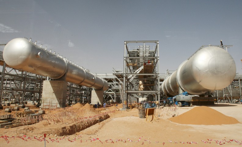 Saudi Aramco намерена купить до 70% акций нефтехимической компании SABIC