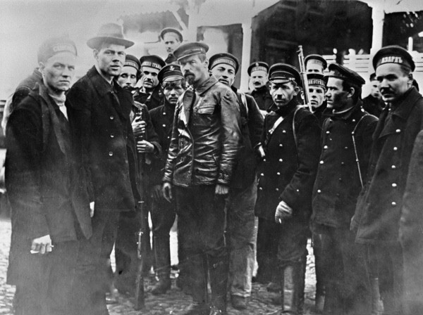 100 лет официальному началу красного террора в России 100 лет официальному началу красного террора в России