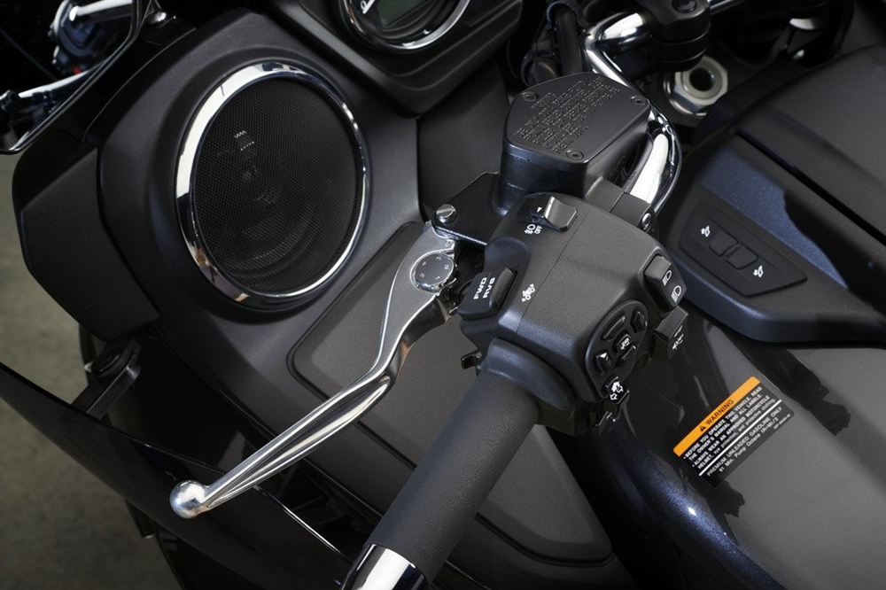 Новый круизер Yamaha Star Venture 2018