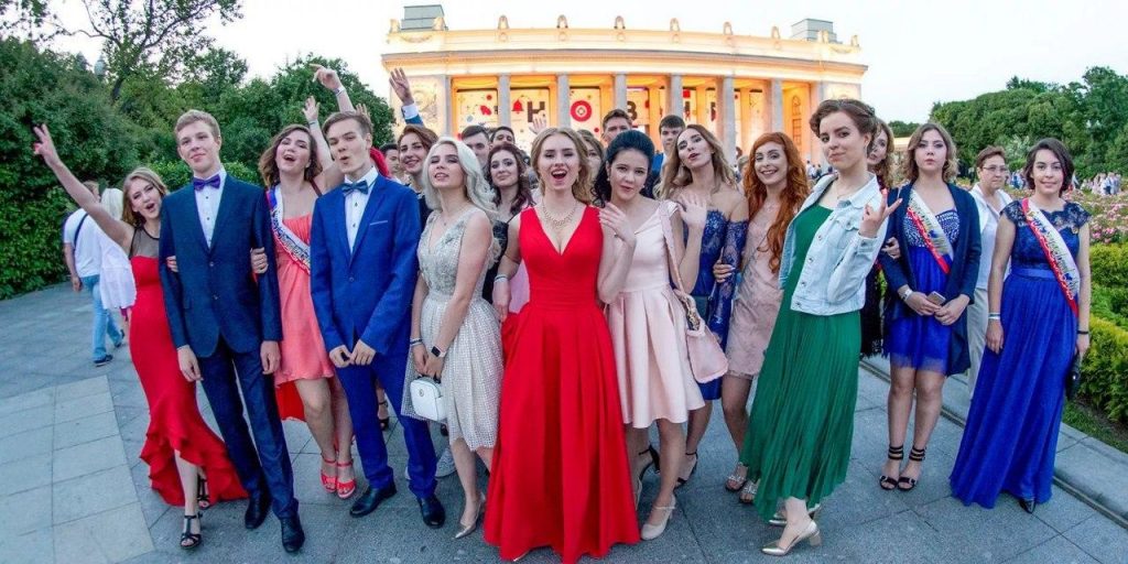 Ракова: в Москве 24 июля пройдет выпускной в Парке Горького