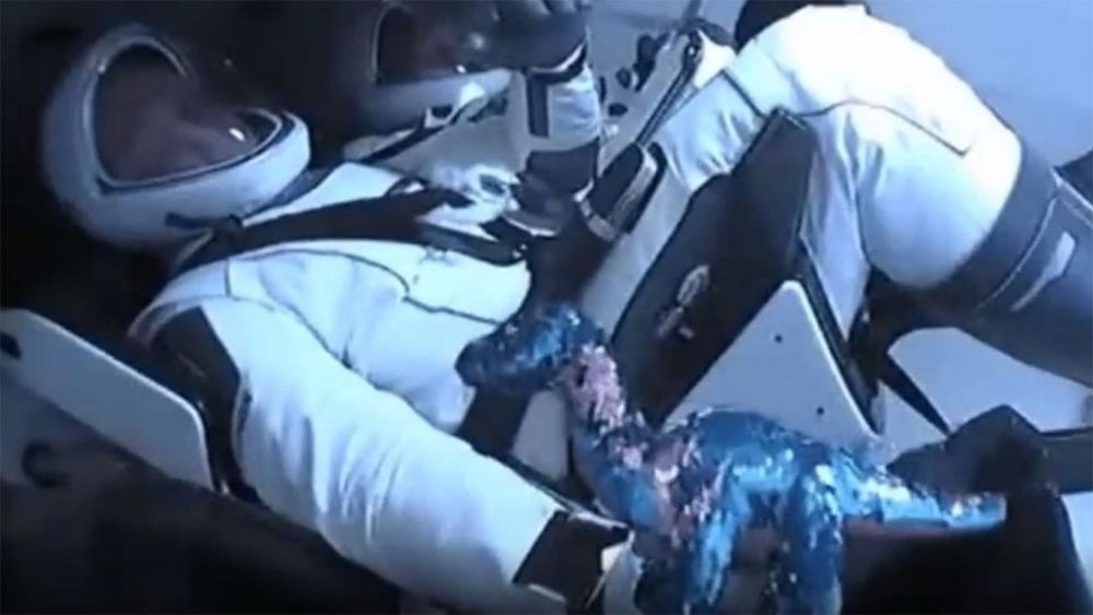 9 крутых фото и видео Crew Dragon, которые будут в учебниках