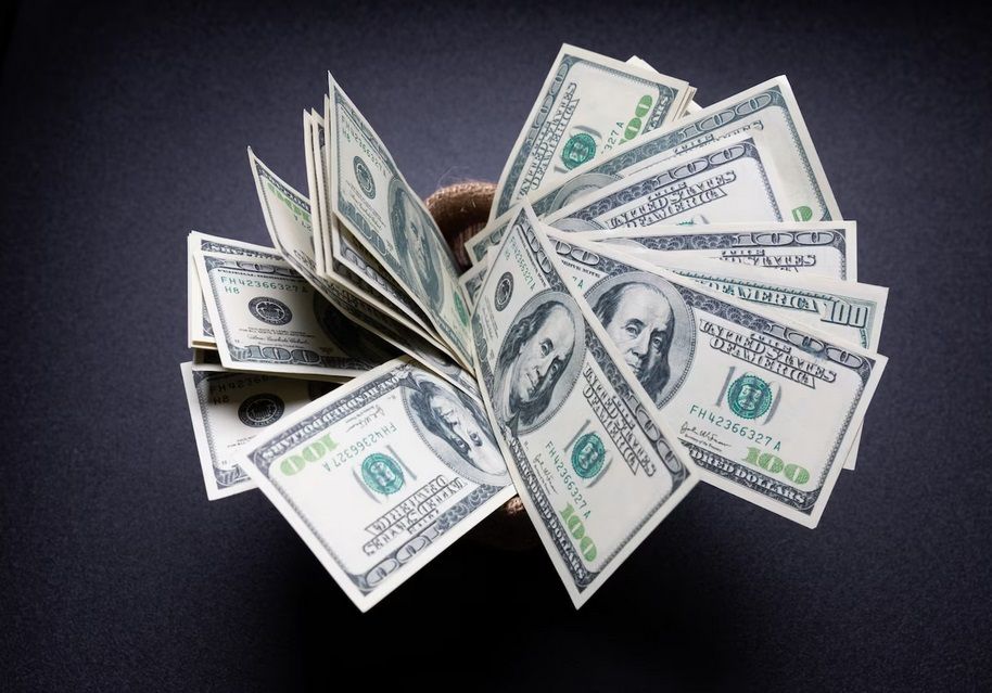 Глава МВФ не ожидает скорого вытеснения доллара из международных расчетов Глава МВФ не ожидает скорого вытеснения доллара из международных расчетов