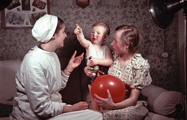 Фото повседневной жизни в СССР в 50-е от Семена Фридлянда (22 фото)