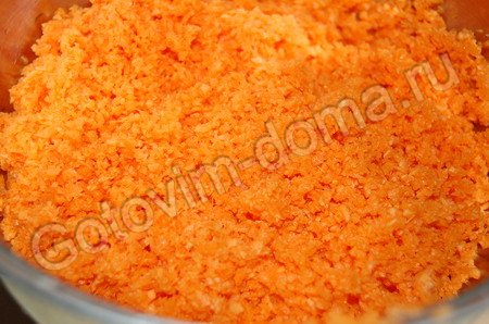 рецепт Икра из моркови с томатами