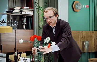 Путин поздравил с 80-летием народного артиста Андрея Мягкова
