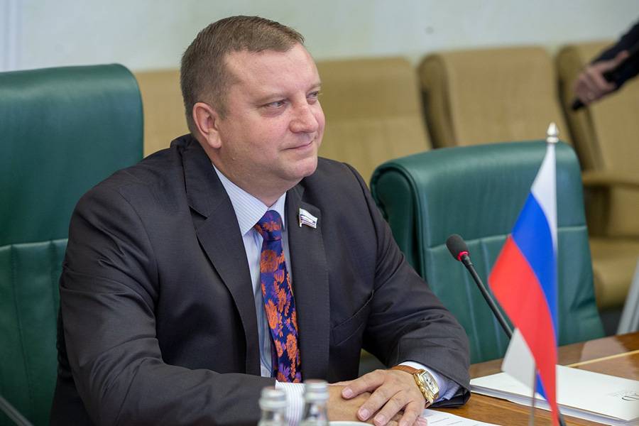 Гаспарян указал Шнуру на ошибку по поводу Минкульта в нормальных странах Гаспарян указал Шнуру на ошибку по поводу Минкульта в нормальных странах