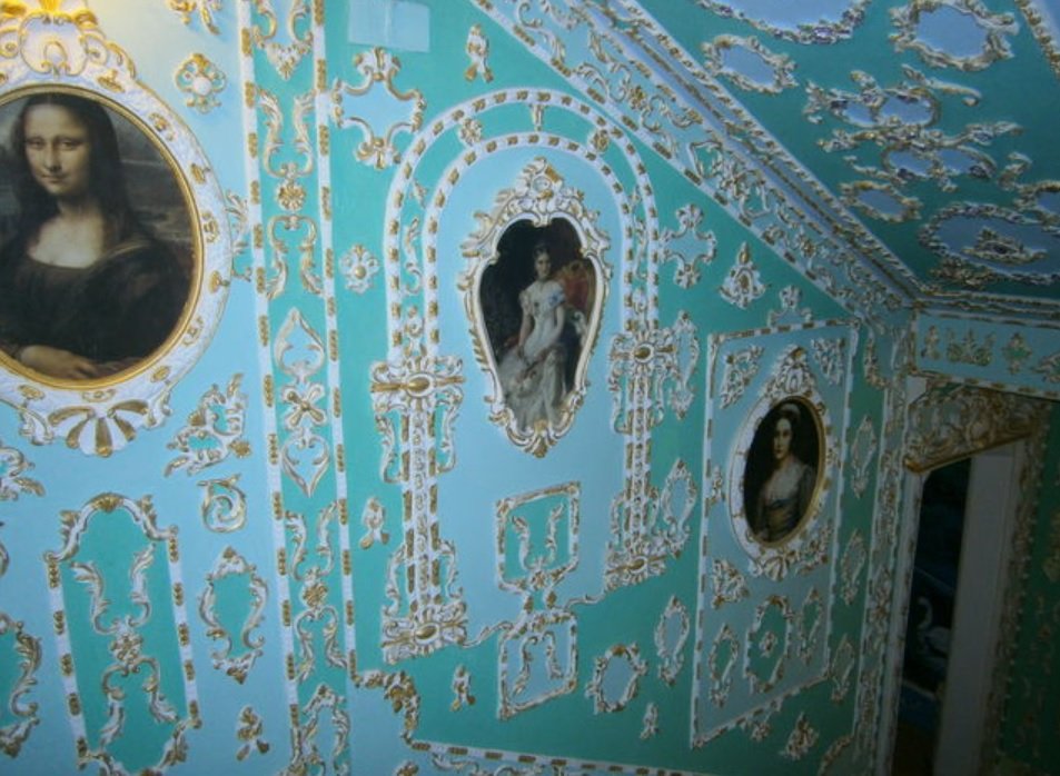 Подъезд как произведение искусства (15 фото) Подъезд как произведение искусства (15 фото)