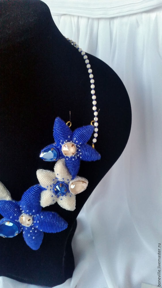 Создаем цветочное колье со Swarovski Создаем цветочное колье со Swarovski
