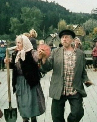 Наталья Тенякова и Сергей Юрский в фильме "Любовь и голуби" (1985)