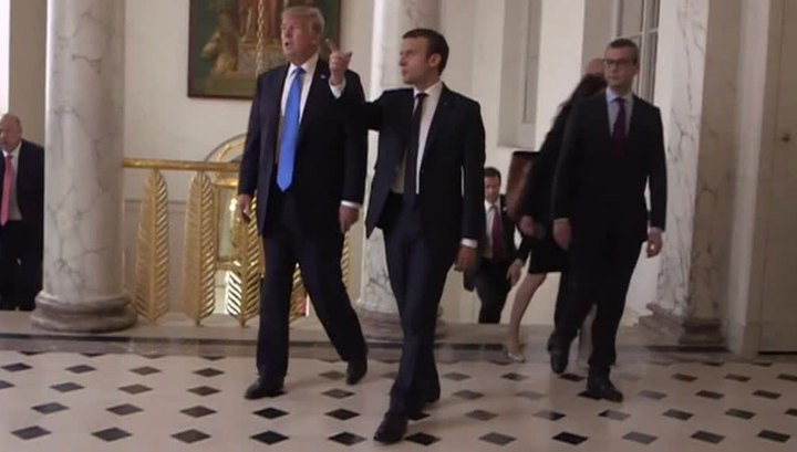Визит Трампа в Париж... Меркель неожиданно и вдруг...заговорила по русски.. Визит Трампа в Париж... Меркель неожиданно и вдруг...заговорила по русски..