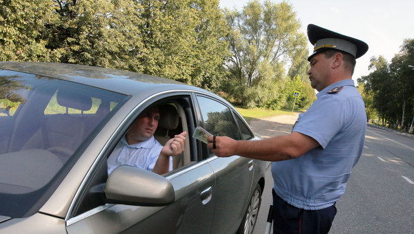 http://www.car-addicts.com/wp-content/uploads/2013/02/funny-russian-drivers.jpg