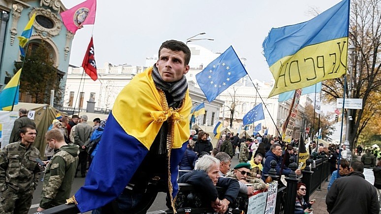 Майдан в Киеве разрастается в астрономической прогрессии Майдан в Киеве разрастается в астрономической прогрессии