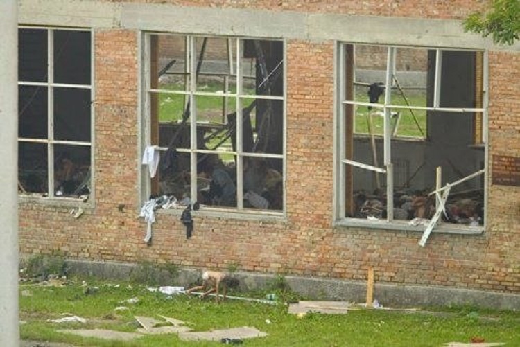 При взрыве эту девочкПри взрыве эту девочку выбросило в окно. Через 4 минуты камера снимает непостижимое…у выбросило в окно. Через 4 минуты камера снимает непостижимое… При взрыве эту девочкПри взрыве эту девочку выбросило в окно. Через 4 минуты камера снимает непостижимое…у выбросило в окно. Через 4 минуты камера снимает непостижимое…