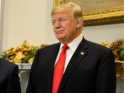 Politico: Трамп одобрил новые санкции против России "за нарушение договора РСМД"