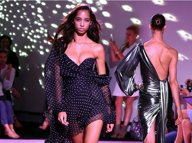 Эра агрессивного гламура в коллекции Alexandre Vauthier Haute Couture Эра агрессивного гламура в коллекции Alexandre Vauthier Haute Couture