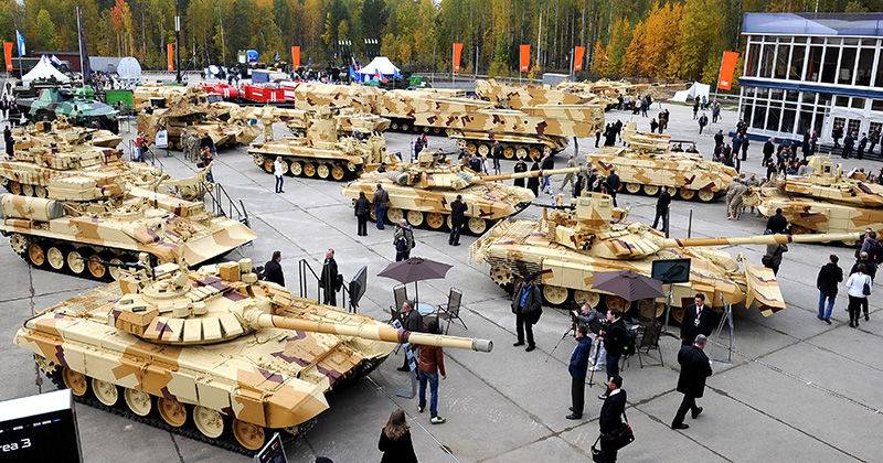 Итоги недели. Весь мир — театр, а Украина — цирк