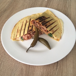 Фото к рецепту: Кесадилья Фото к рецепту: Кесадилья